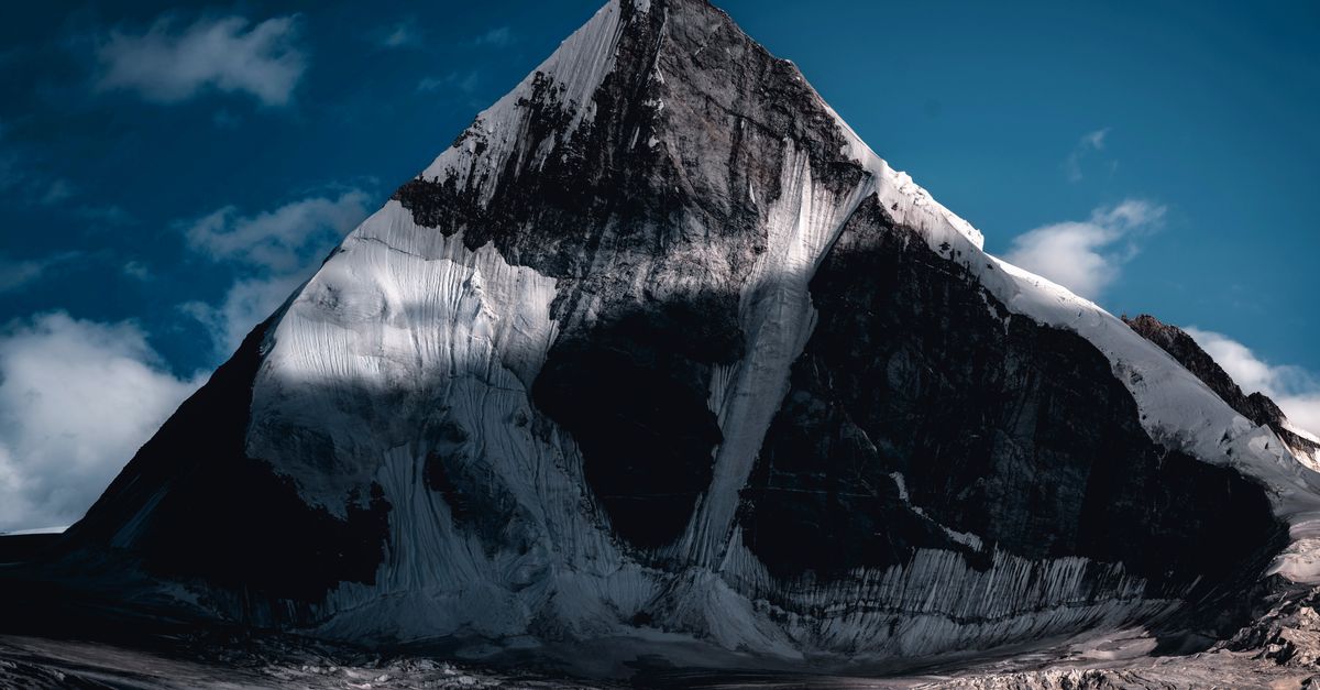 Peak XV Raises Surge Seed Ceiling to $5M for 18 Startups
